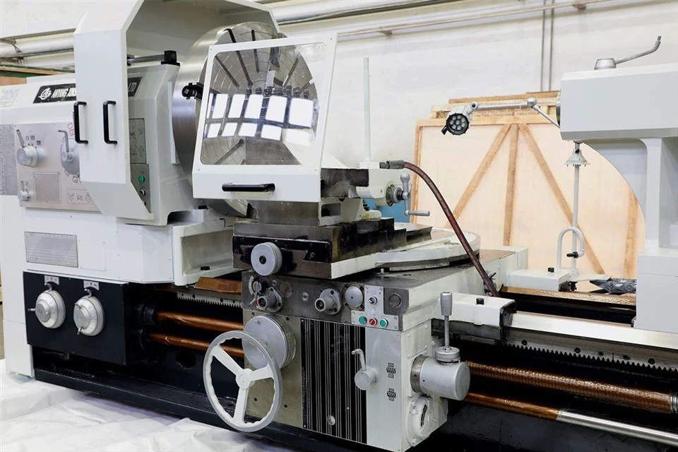 Turning Lathe For Spherical factory